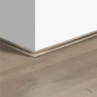 Expédié Aujourd&rsquo;hui Contre-plinthe/moulure pour sol stratifié 4751 – chêne patiné brun – Longueur 2,4 m – 17×17 mm QUICK STEP